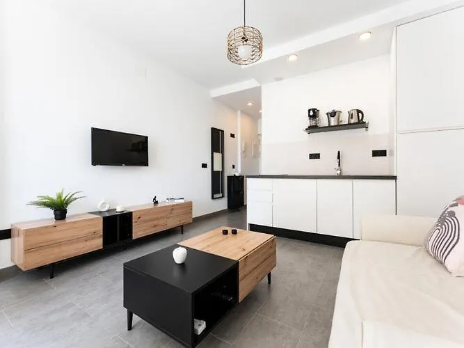 Faro'S Torremolinos City Studio